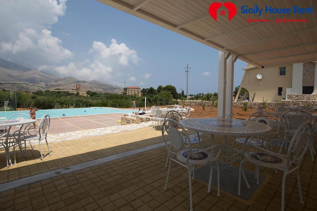 Borgo Aranci - Appartamento In Villa Garofalo - 15B Кастеламаре дел Голфо Екстериор снимка